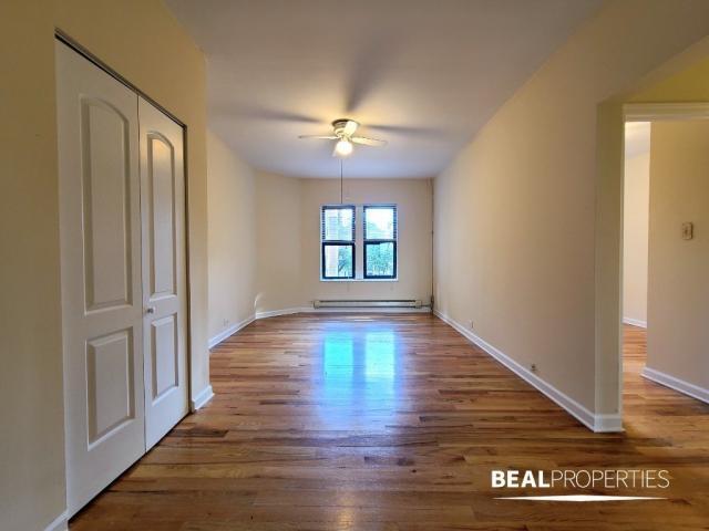 Foto principal - 1 bedroom in CHICAGO IL 60613