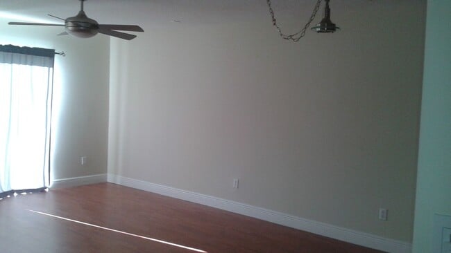 Photo - 3/2.5 Townhouse near UCF area