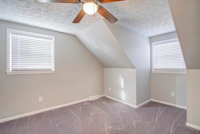 2nd Bedroom - 163 Lois Dr