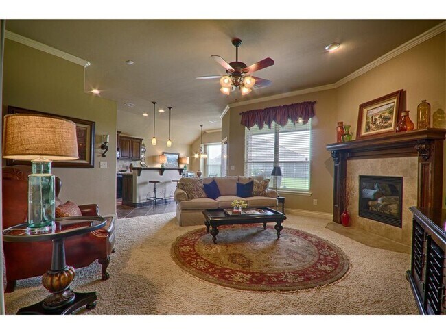 Foto del edificio - 4 Bedroom home in Deer Creek-Washer/Dryer/...