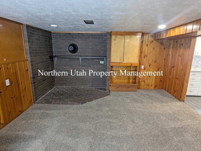 Foto del edificio - 2 Bed 1 Bath