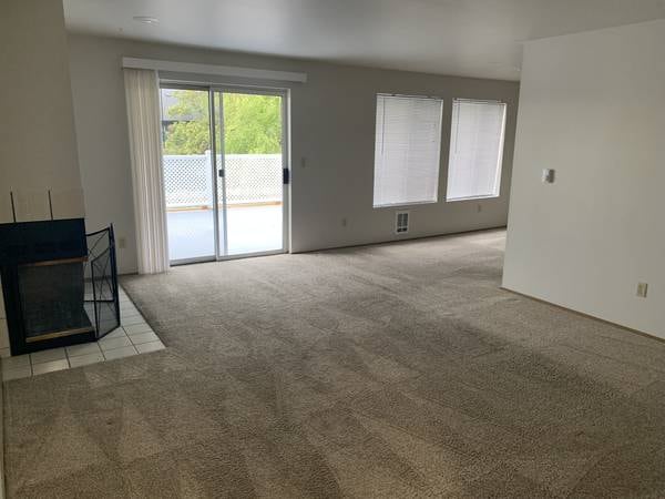 Photo - 10545 Greenwood Ave N