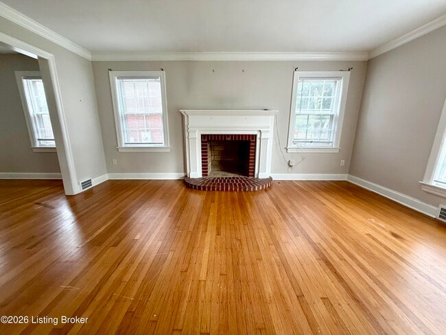 Building Photo - 2211 Tyler Ln
