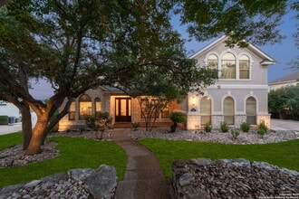 Building Photo - 846 Fawnway