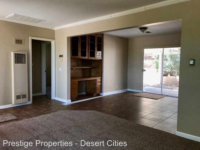 Building Photo - 48948 Vista Dr
