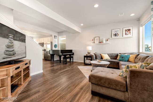 Foto del edificio - 4 br, 2.5 bath House - 2127 Saison St
