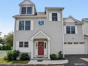 Building Photo - 604 Newfield Ave