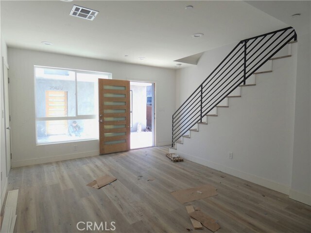 Foto del edificio - 2044 S Burnside Ave