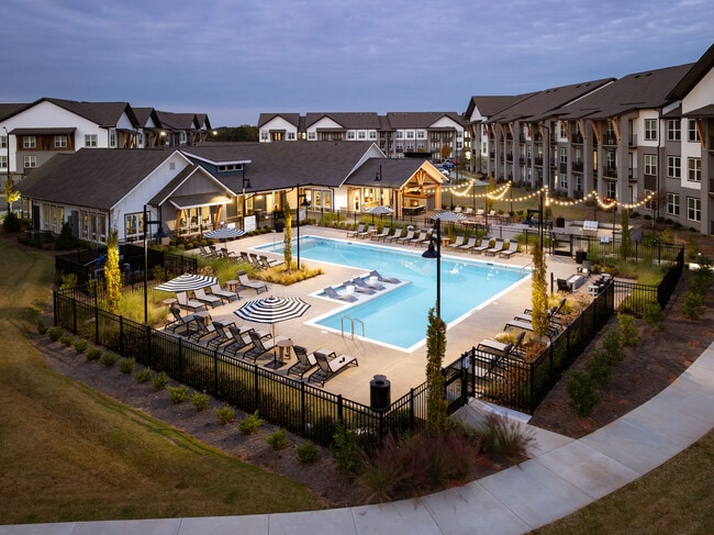 Photo - RENDER Covington By Crescent Communities Apartments
