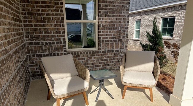 Building Photo - Available July 1, 2026!