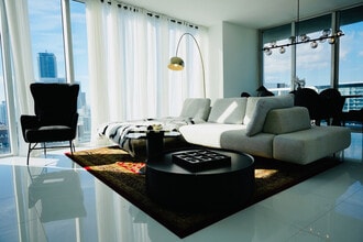 Building Photo - 631 Brickell Ave