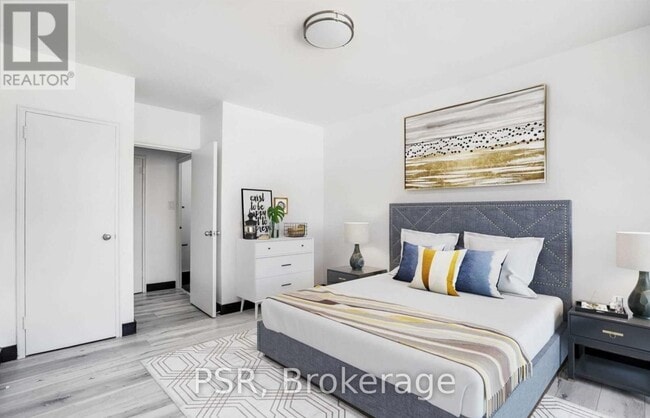 Photo du bâtiment - 600 Eglinton Ave W