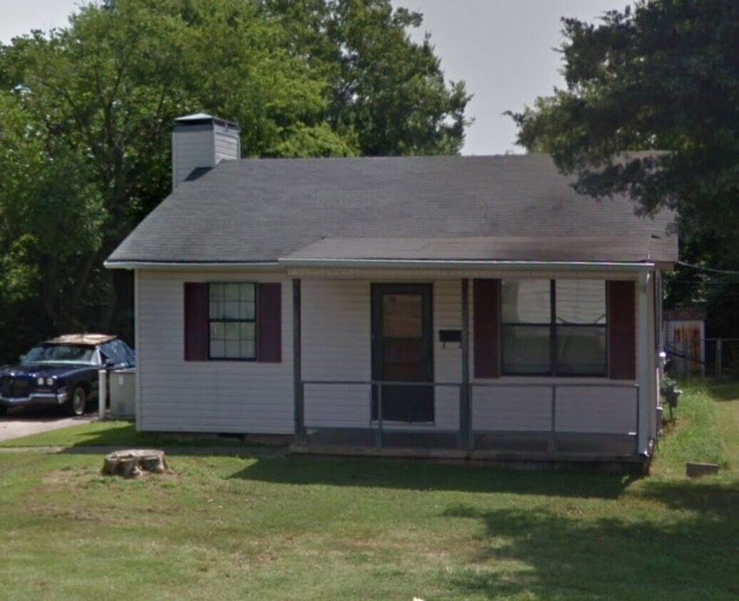 Primary Photo - 4528 Gum St
