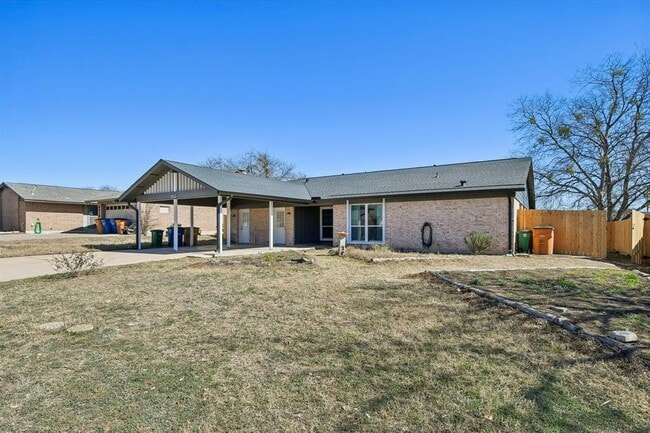 Building Photo - 9413 Quail Meadow Dr
