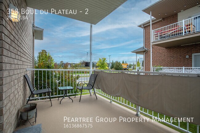 Building Photo - Luxury Apartment-Great Location in Gatinea...