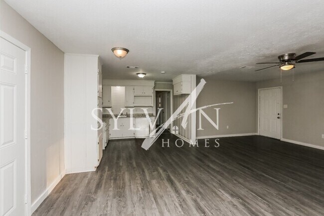 Foto del edificio - Enjoy living the good life in this 3 bedro...