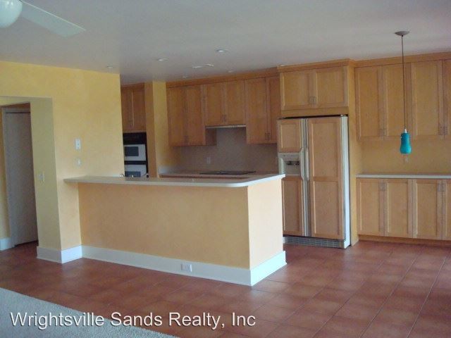 Building Photo - 1308 Edgewater Club Rd