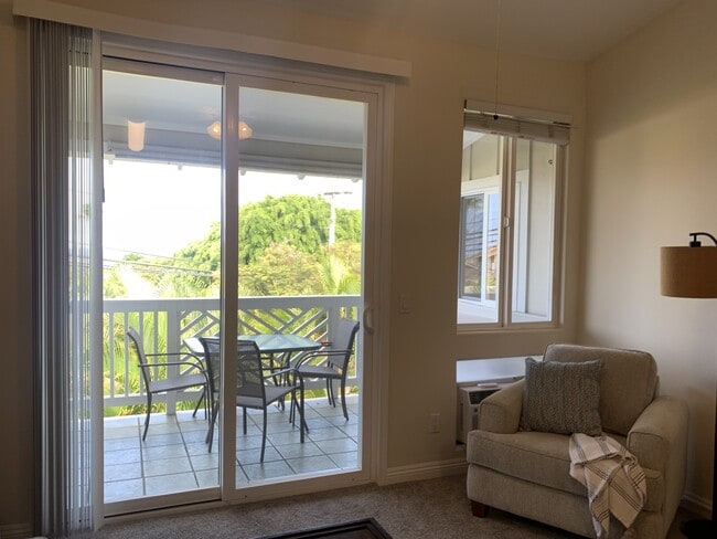 Building Photo - 75-6009 Alii Dr