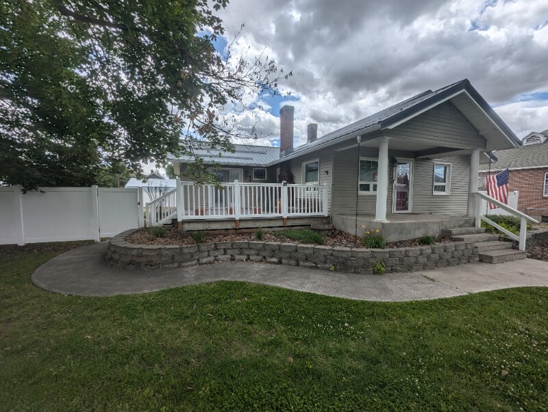 Foto principal - 3107 W Longfellow Ave