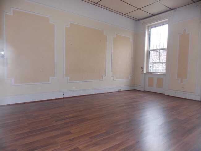 Building Photo - 265 Clarkson Ave