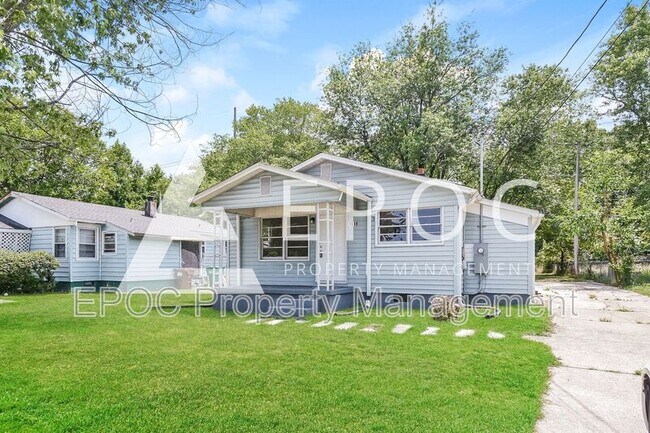 Photo - 1618 Brockett Ave House