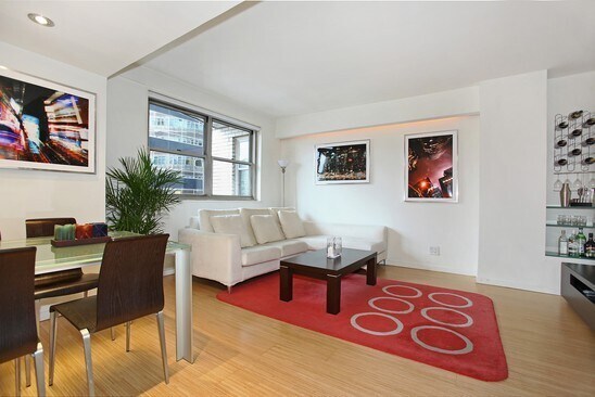 Building Photo - 211 E 51st St