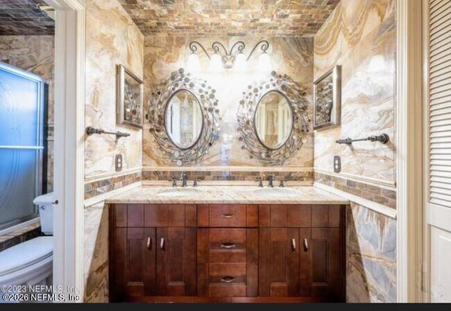 Foto del edificio - 4442 River Trail Rd