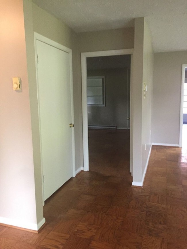 Building Photo - 1733 Hatteras Dr