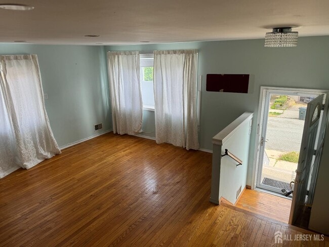 Building Photo - 295 Water St