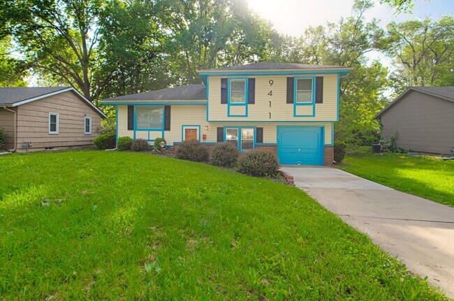 Foto del edificio - 9411 Fairwood Dr
