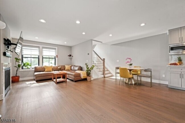 Foto del edificio - 106 Spring St