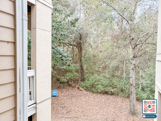 Building Photo - Beautiful 2 bedroom/2 bathroom Resort-Style Living Minutes from Beaches & Golf