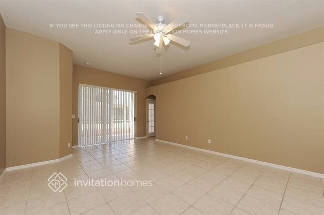 Building Photo - 407 Sand Ridge Dr