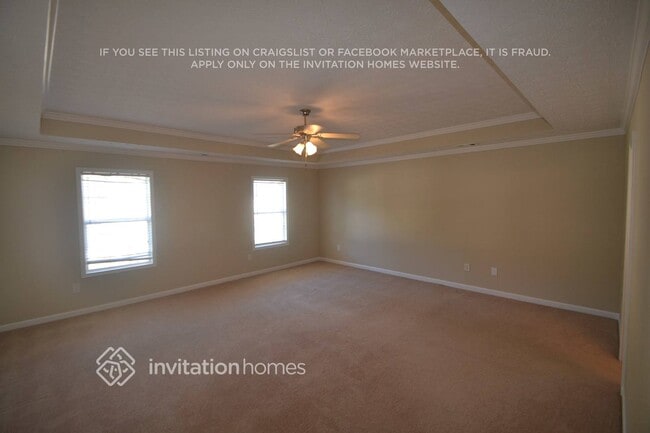 Building Photo - 270 Valley View Dr