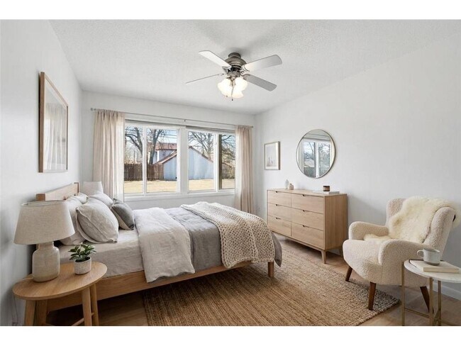 Foto del edificio - 2740 Pleasant Ave