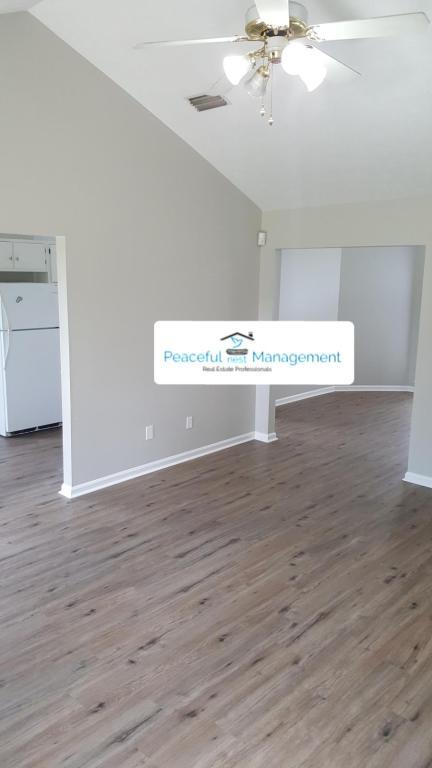 Building Photo - 773 Crestline Dr
