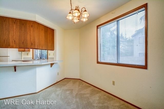Building Photo - 1152 SW Kaleeton Loop