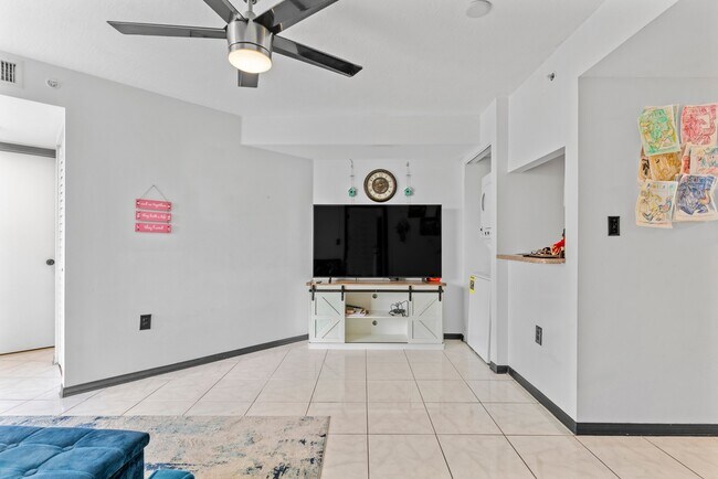 Foto del edificio - 102 SW 6th Ave