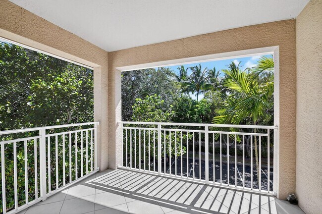 Foto del edificio - 6511 Emerald Dunes Dr