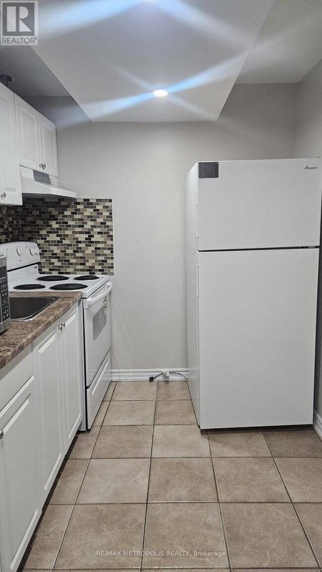 Building Photo - 54 Amethyst Cir