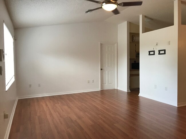 living room - 5398 Colchester Ave