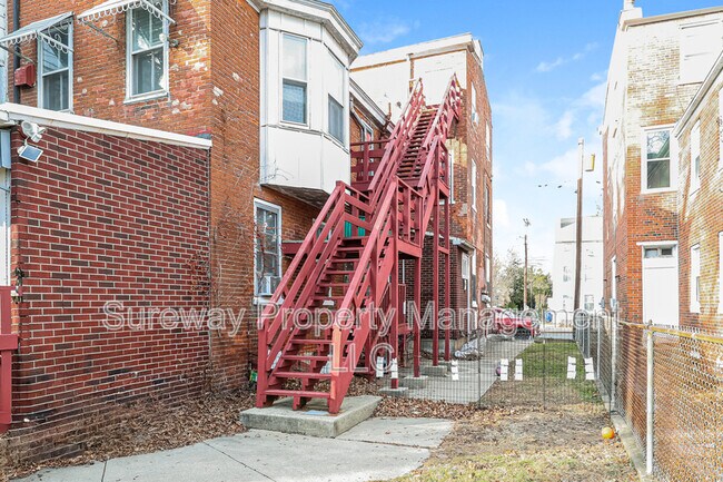 Foto del edificio - 212 E Broad St