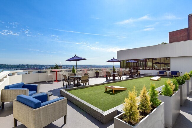 Foto del edificio - The Orion Apartments