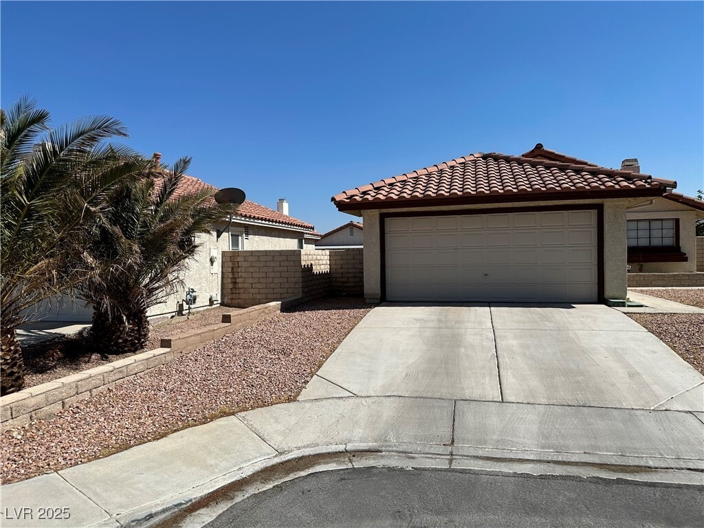Primary Photo - 7767 Barbican Ct