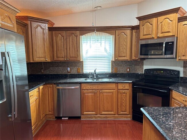 Foto del edificio - 1605 Cherry Hill Rd