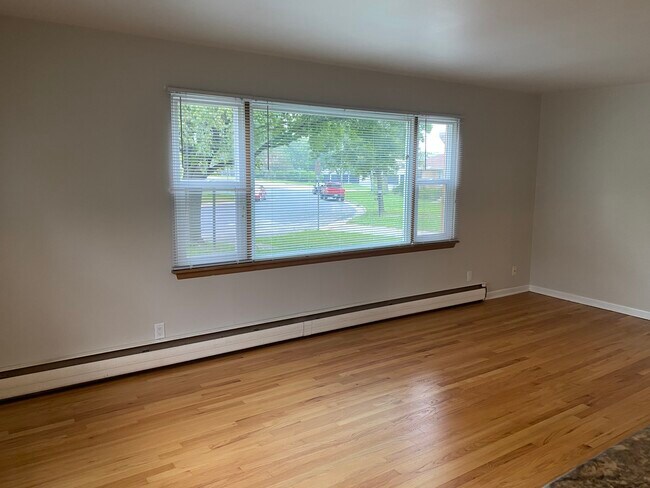 Foto del edificio - 9 Bluebird Ct