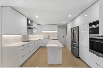 Building Photo - 809 Cypress Blvd