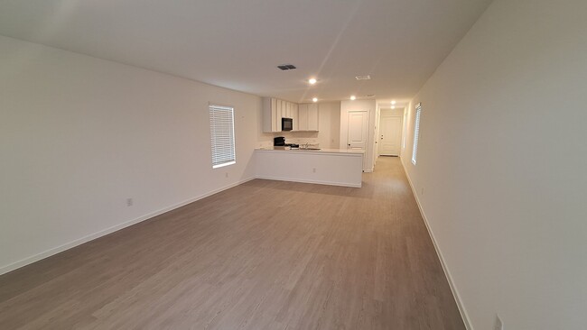 Building Photo - NEWLY BUILT 3 bedroom 2.5 Bath *1.5 MONTHS...