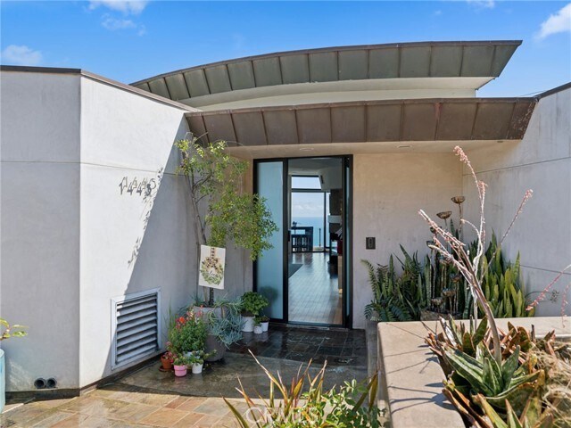 Foto del edificio - 1445 Bounty Way