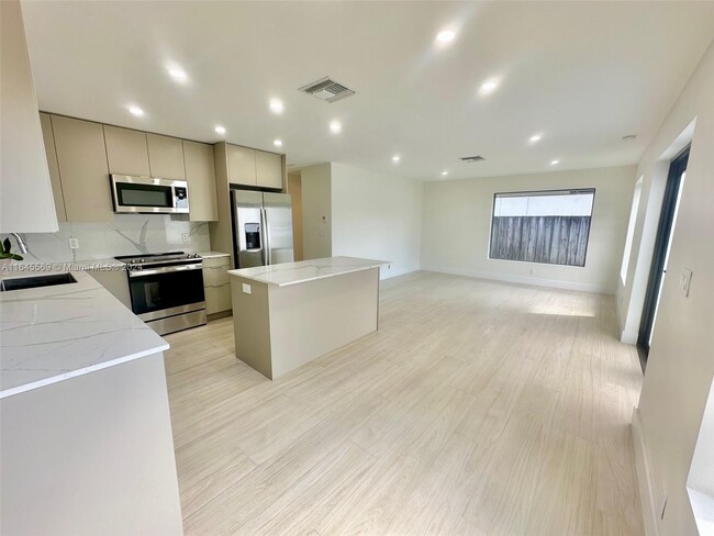 Foto del edificio - 1610 NE 17th Ave